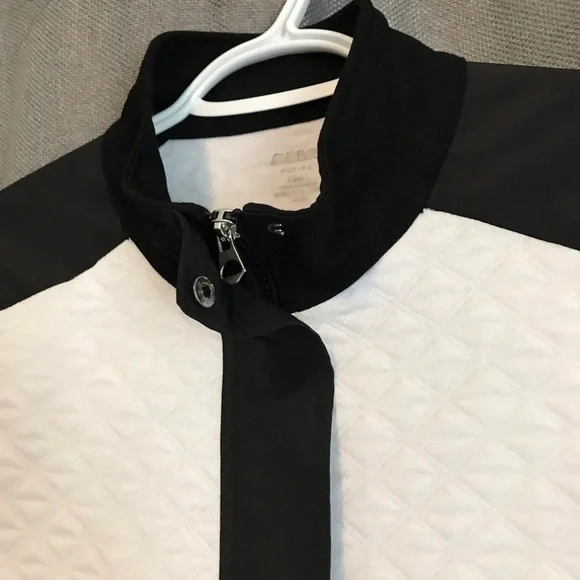 Alia Jacket - Picture 3 of 11